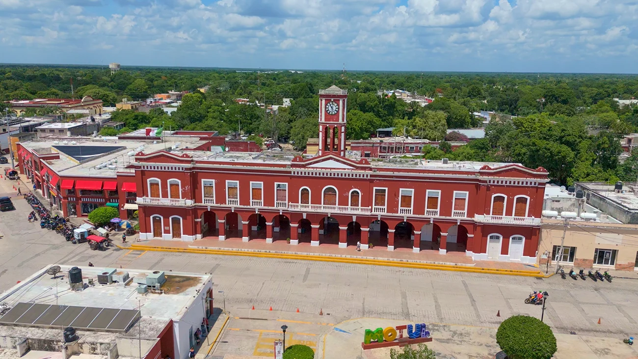 motul palacio y mercado de alimentos zetina inmuebles